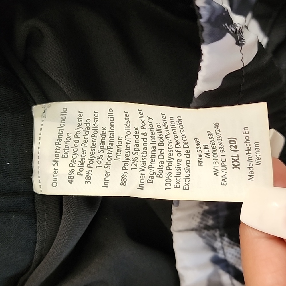 Avia Short Size: XXL - Picture 14 of 14